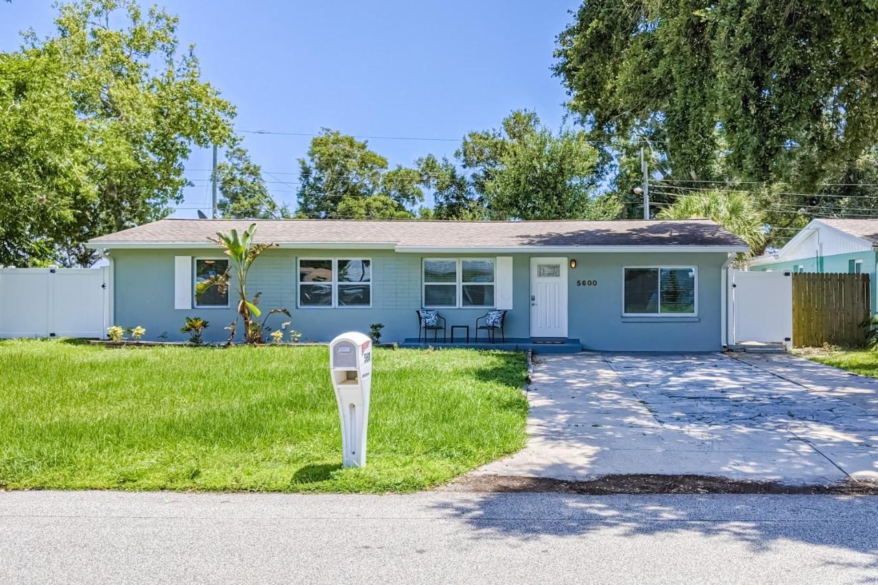 Pinellas Park Cottage Saint Petersburg Eksteriør billede